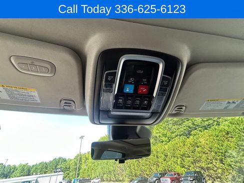 Used 2025 RAM 1500 Limited AWD/4WD image 33