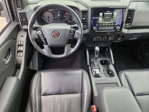 Used 2022 Nissan Frontier PRO-4X w/ Pro-4X Premium Package AWD/4WD image 13