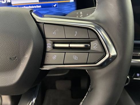 Certified 2025 Chevrolet Equinox EV LT w/ Convenience Package FWD image 24