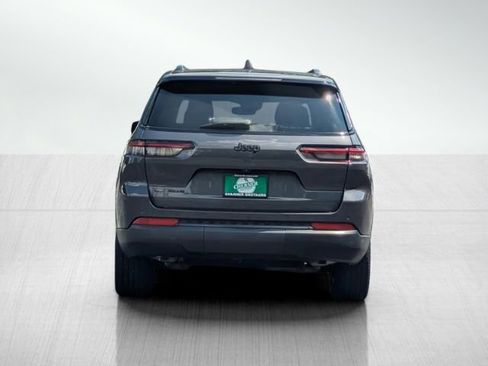 Used 2022 Jeep Grand Cherokee L Laredo AWD/4WD image 5