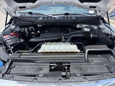 Used 2023 Ford F150 XLT RWD image 3