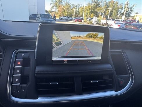 Used 2022 GMC Yukon SLE w/ Gmc Pro Safety Plus Package image 27