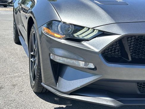 Used 2019 Ford Mustang GT RWD image 11