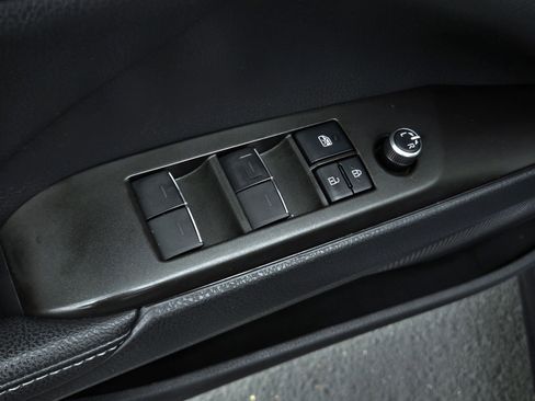 Used 2021 Toyota Camry XSE image 10