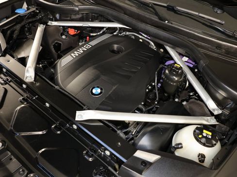 Used 2023 BMW X7 xDrive40i w/ M Sport Package image 37