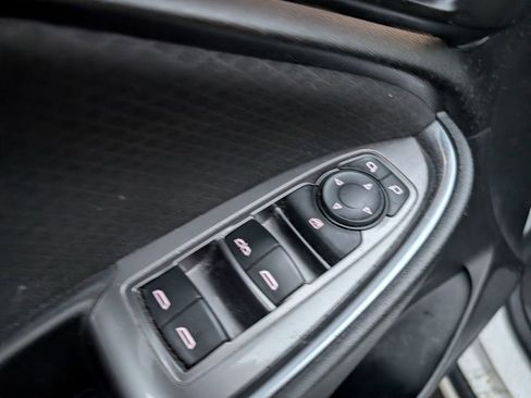 Used 2018 Chevrolet Malibu LT w/ Redline Edition image 15