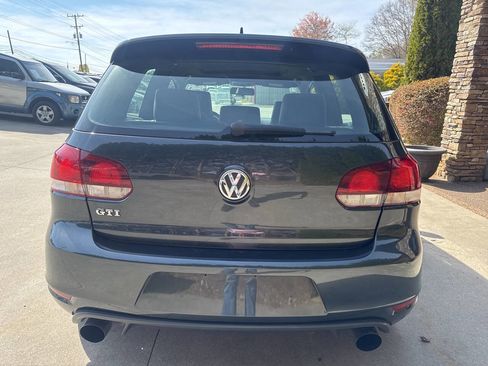 Used 2011 Volkswagen GTI 2-Door FWD image 3
