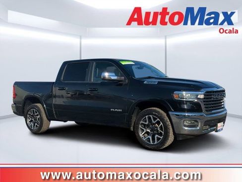 Used 2025 RAM 1500 Laramie AWD/4WD image 1