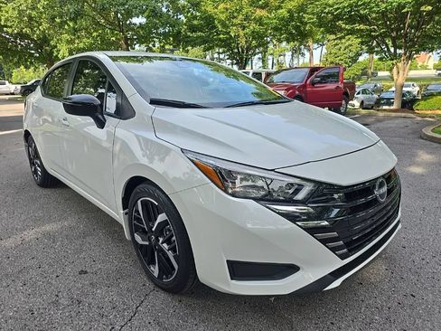 Certified 2024 Nissan Versa SR w/ Electronics Package FWD image 2