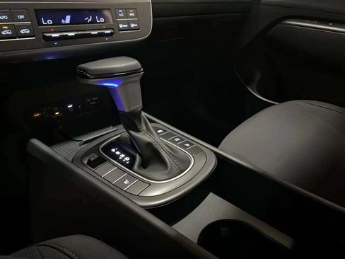 Used 2026 Hyundai Kona SEL Sport FWD image 42