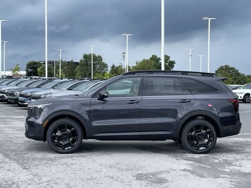 New 2026 Kia Sorento SX Prestige w/ Olive Brown Leather Package image 4