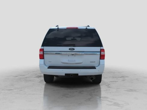 Used 2017 Ford Expedition XLT AWD/4WD image 7