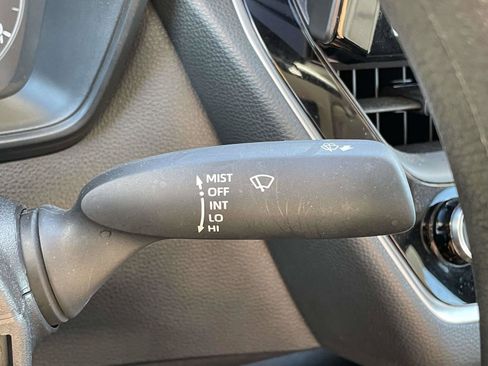 Used 2025 Toyota Corolla LE FWD image 22