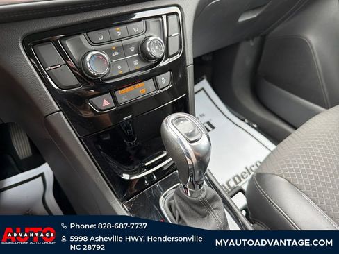 Used 2022 Buick Encore Preferred w/ Safety Package image 18