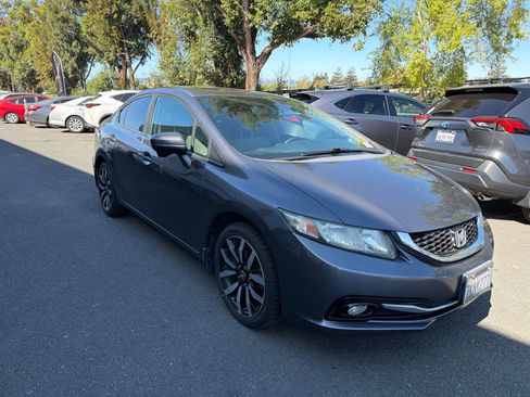 Used 2015 Honda Civic EX-L image 2