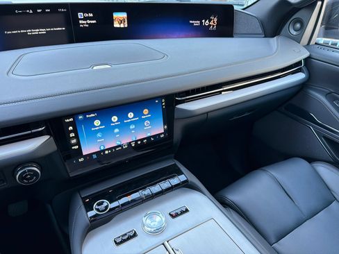New 2026 Lincoln Navigator L Reserve w/ Jet Appearance Package AWD/4WD image 27