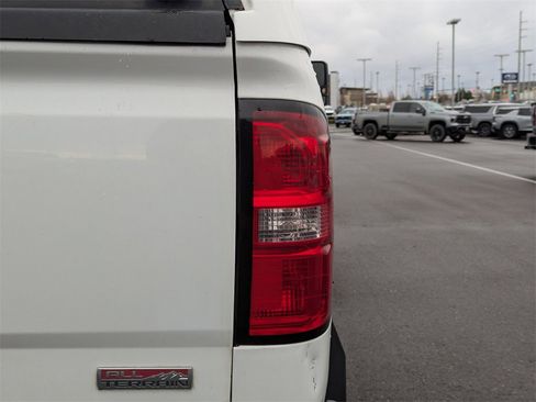 Used 2018 GMC Sierra 3500 SLT image 45