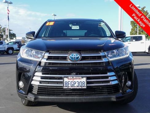 Used 2018 Toyota Highlander Limited Platinum image 3