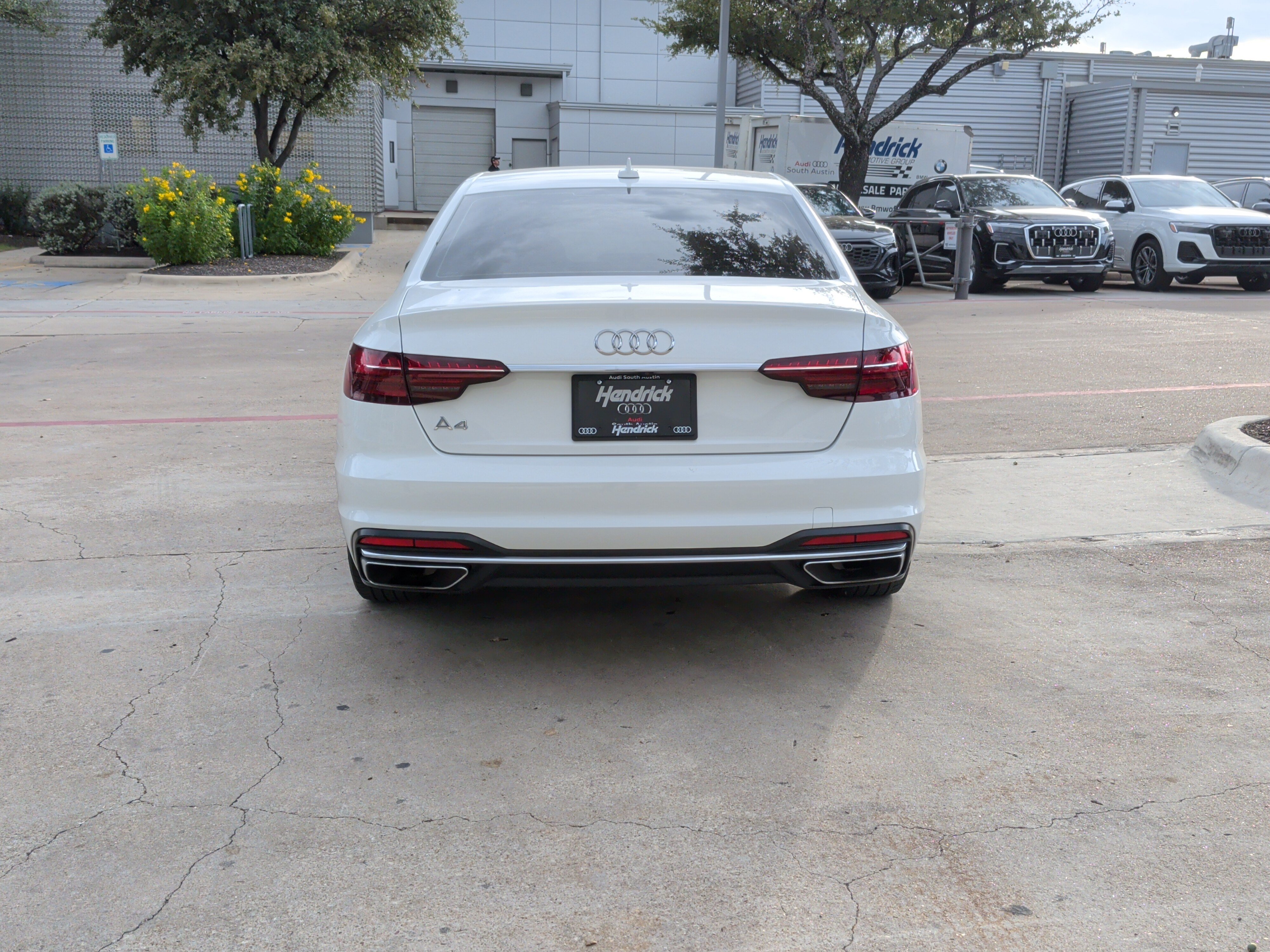 Used 2020 Audi A4 2.0T Premium w/ Convenience Package FWD image 9