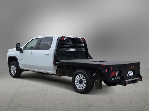 Used 2022 Chevrolet Silverado 2500 LT w/ Convenience Package AWD/4WD image 6