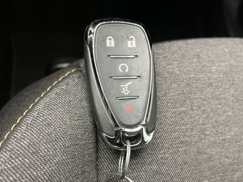 Certified 2022 Chevrolet Equinox LT w/ Driver Convenience Package image 26