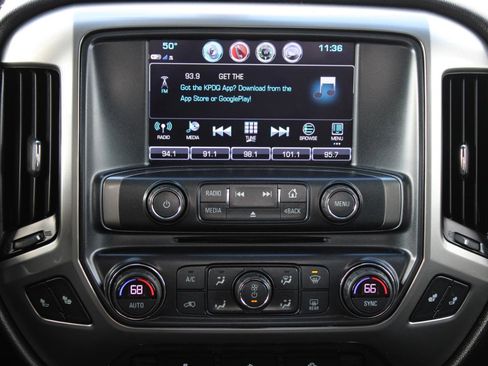 Used 2018 Chevrolet Silverado 1500 LT w/ All Star Edition image 11