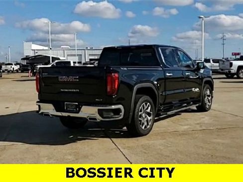 Certified 2022 GMC Sierra 1500 SLT image 8