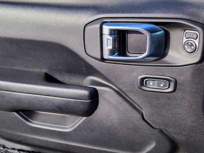 Used 2023 Jeep Wrangler Unlimited Rubicon w/ Xtreme 35 Tire Package