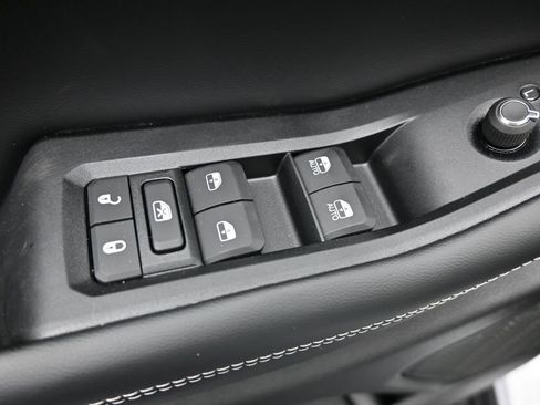 New 2025 Jeep Grand Cherokee Limited image 13