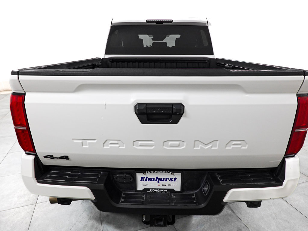 Used 2024 Toyota Tacoma TRD Off-Road AWD/4WD image 6