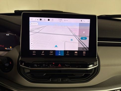 New 2026 Jeep Compass Limited w/ Sun, Sound & Navigation Group image 21