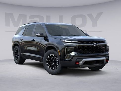 New 2026 Chevrolet Traverse Z71 w/ Enhanced Driving Package image 8