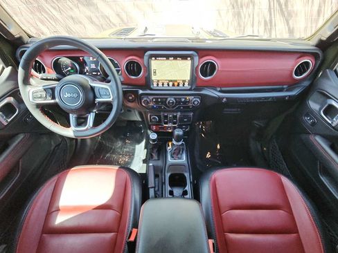 Used 2023 Jeep Wrangler Unlimited Rubicon 4xe AWD/4WD image 13