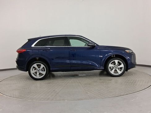 New 2025 Audi Q5 Premium Plus image 8