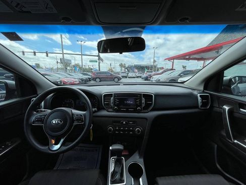 Used 2017 Kia Sportage LX AWD/4WD image 18
