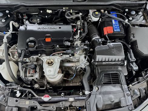 Used 2023 Honda Civic Sport image 10