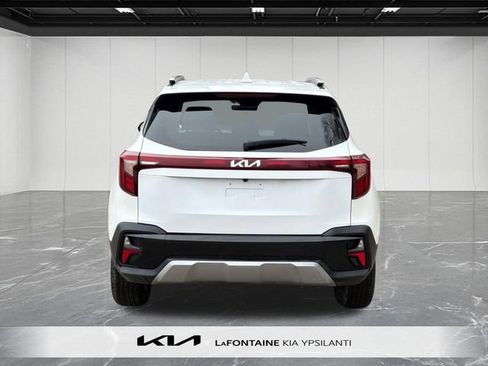 Used 2025 Kia Seltos S image 7