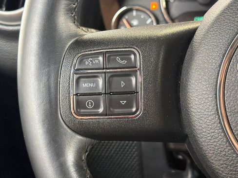 Used 2017 Jeep Wrangler Unlimited Sport AWD/4WD image 28
