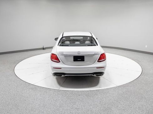 Used 2019 Mercedes-Benz E 300 4MATIC image 31