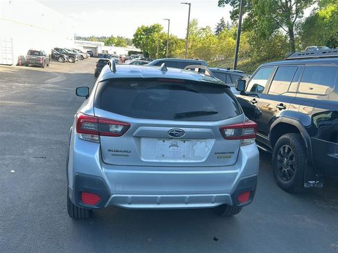 Used 2021 Subaru Crosstrek 2.5i Sport w/ Moonroof Package AWD/4WD image 4