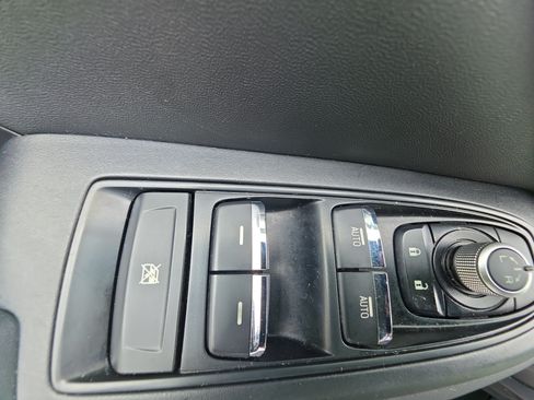 Used 2019 Subaru Forester Touring AWD/4WD image 28