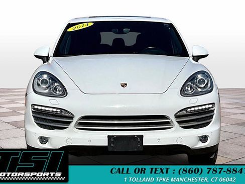 Used 2014 Porsche Cayenne Platinum Edition image 3