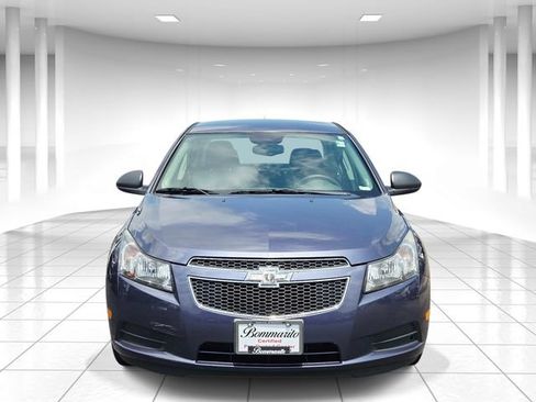 Used 2014 Chevrolet Cruze LS FWD image 5