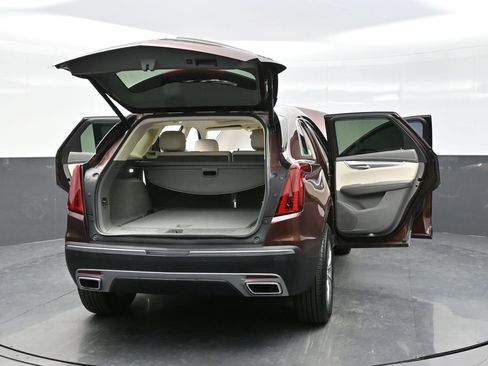 Certified 2022 Cadillac XT5 Premium Luxury AWD/4WD image 45