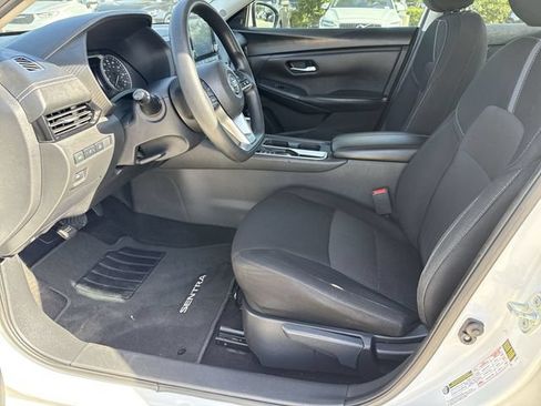 Used 2023 Nissan Sentra SV FWD image 18