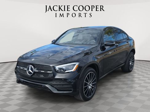 Used 2020 Mercedes-Benz GLC 300 4MATIC Coupe image 1