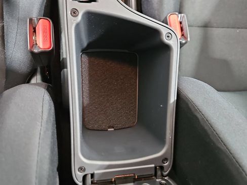 Certified 2025 Nissan Kicks Play S FWD image 26