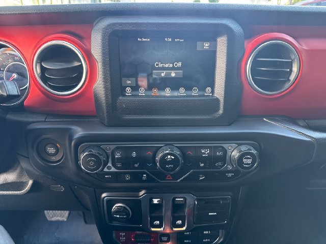 Used 2020 Jeep Wrangler Rubicon w/ LED Lighting Group AWD/4WD image 22