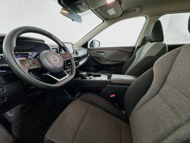 Used 2021 Nissan Rogue SV FWD image 19