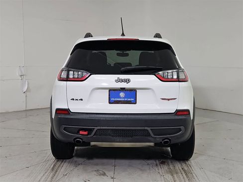 Used 2019 Jeep Cherokee Trailhawk image 5